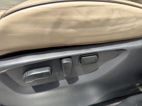 Used 2021 Nissan Armada Platinum RWD image 18