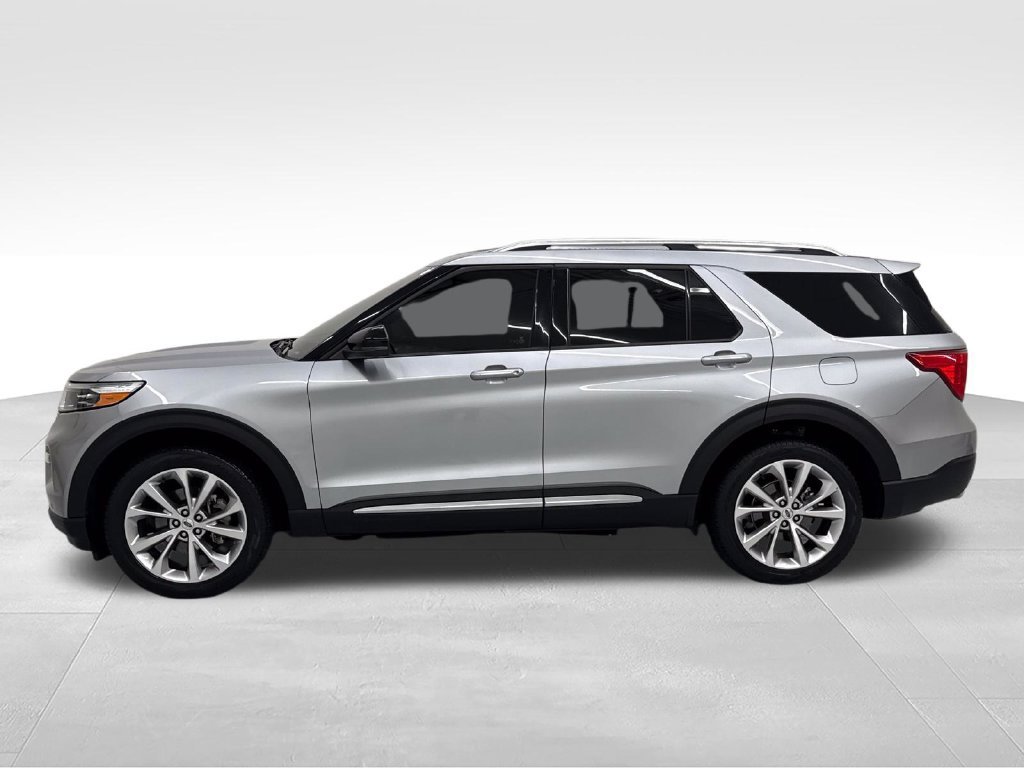 Used 2023 Ford Explorer Platinum AWD/4WD image 3