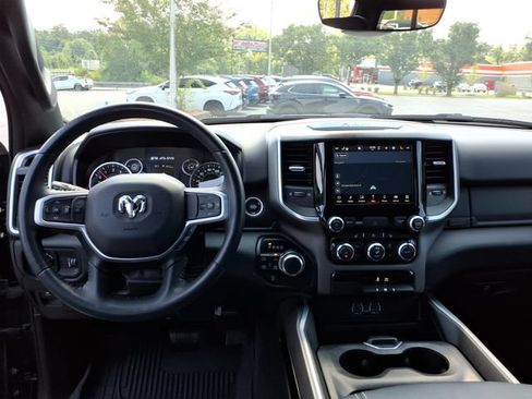 Used 2023 RAM 1500 Big Horn AWD/4WD image 7