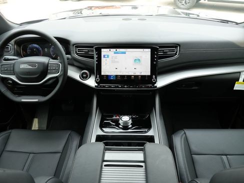 New 2026 Jeep Grand Wagoneer L Limited AWD/4WD image 5