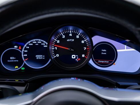 Used 2021 Porsche Cayenne GTS image 21