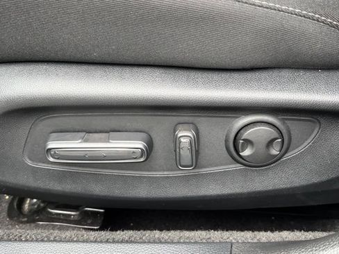 Used 2025 Honda Accord SE image 4
