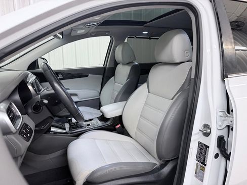 Used 2019 Kia Sorento SX FWD image 13