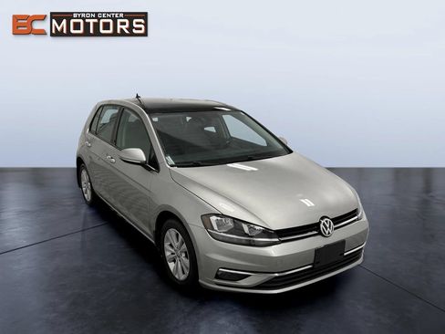 Used 2018 Volkswagen Golf SE FWD image 7
