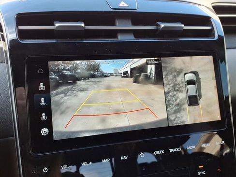 Used 2023 Hyundai Santa Cruz Limited image 15