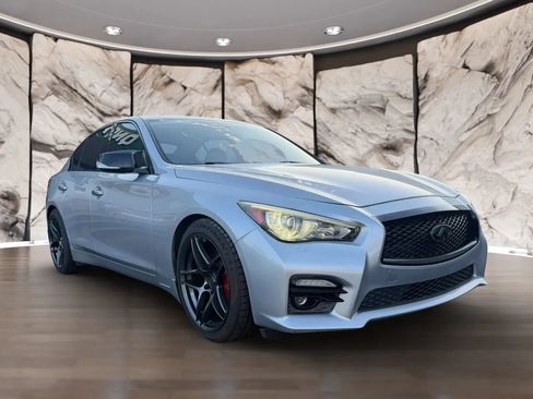 Used 2017 INFINITI Q50 Red Sport 400 RWD image 3