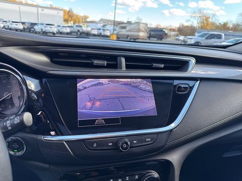 Used 2022 Buick Encore GX Essence w/ Experience Buick Package AWD/4WD image 25