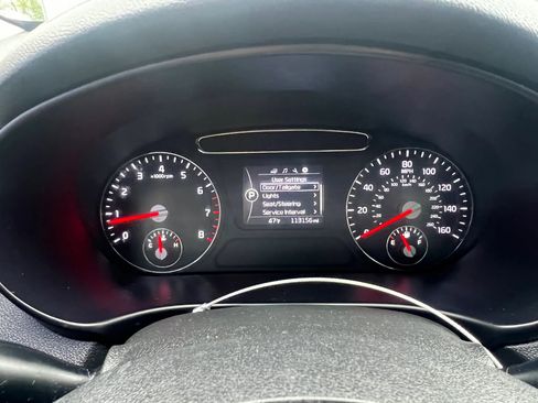 Used 2018 Kia Sorento LX image 18