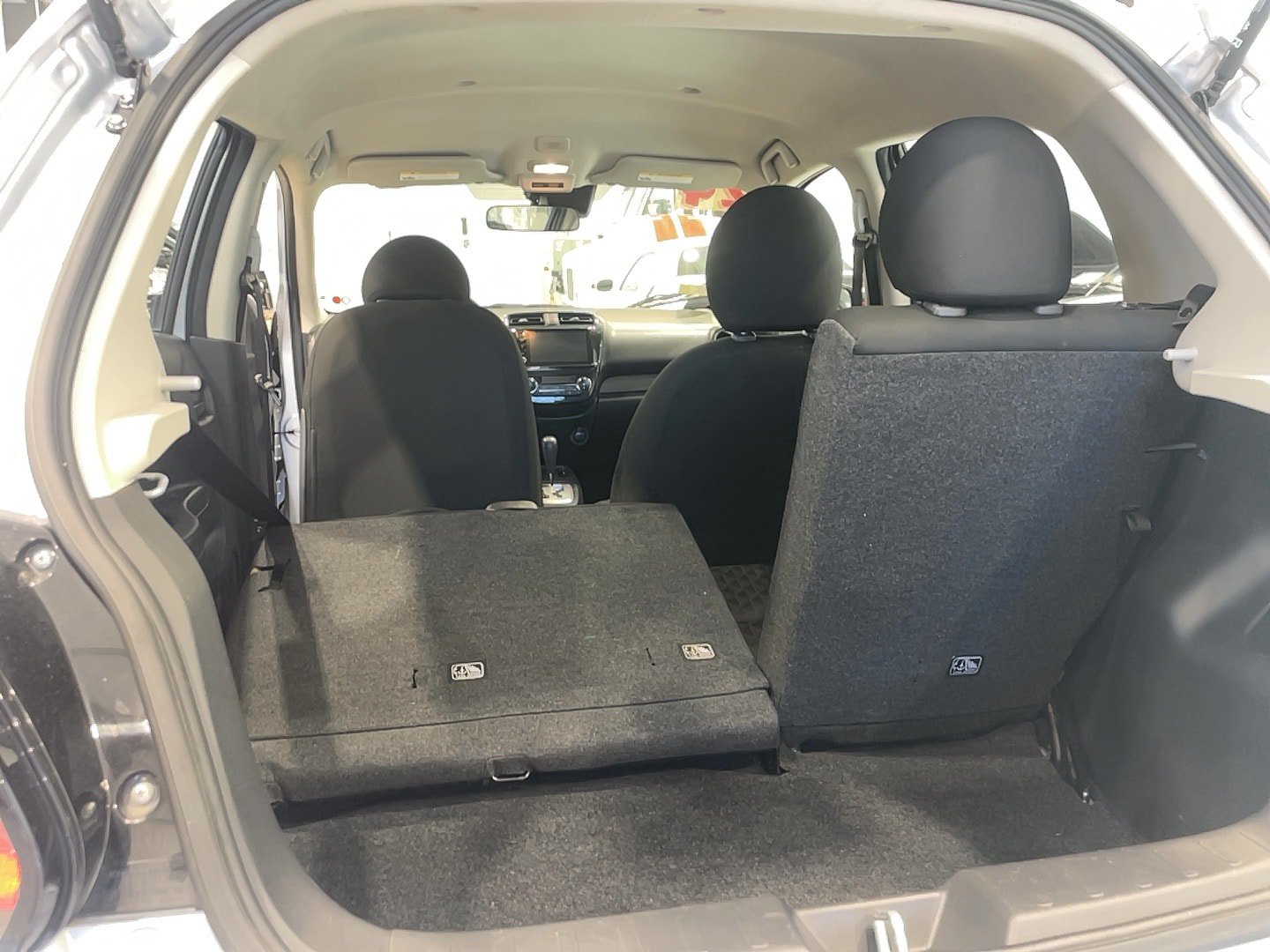 Used 2024 Mitsubishi Mirage ES FWD image 8