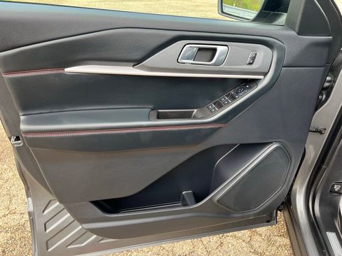 Used 2026 Ford Explorer ST-Line AWD/4WD image 26