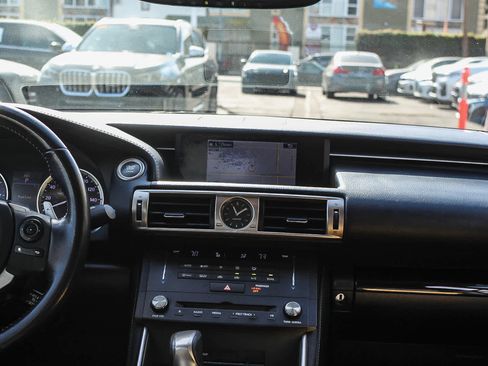 Used 2015 Lexus IS 250 w/ Navigation System Package image 13