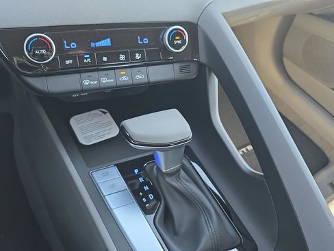 New 2026 Hyundai Elantra Sport FWD image 21