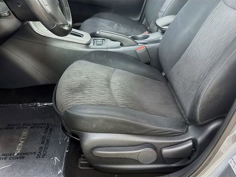 Used 2015 Nissan Sentra SV w/ Cold Weather Package FWD image 22