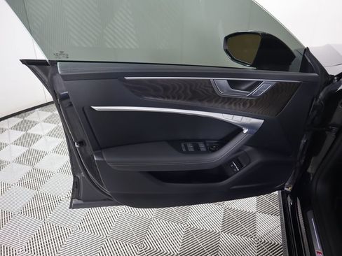 Certified 2021 Audi A7 e Premium Plus w/ Executive Package image 25