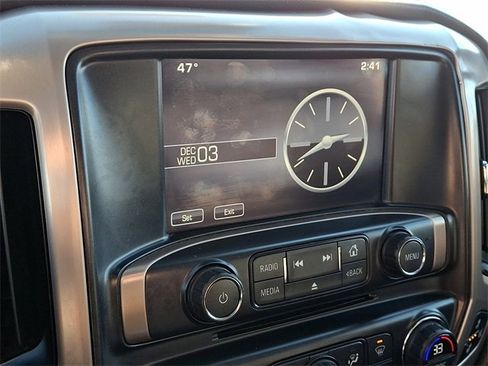 Used 2015 GMC Sierra 2500 Denali w/ Duramax Plus Package image 17