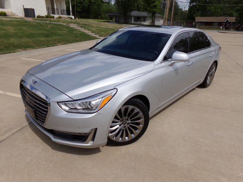Used 2017 Genesis G90 5.0 Ultimate image 15