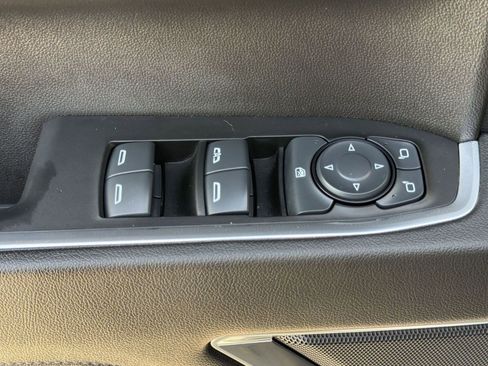 Used 2024 Chevrolet Silverado 1500 LT AWD/4WD image 12