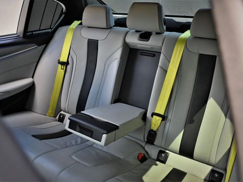 Used 2023 BMW M5 w/ Competition Package image 41