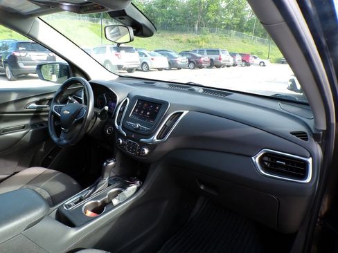 Used 2021 Chevrolet Equinox LT AWD/4WD image 14