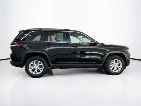 Used 2023 Jeep Grand Cherokee Limited AWD/4WD image 10