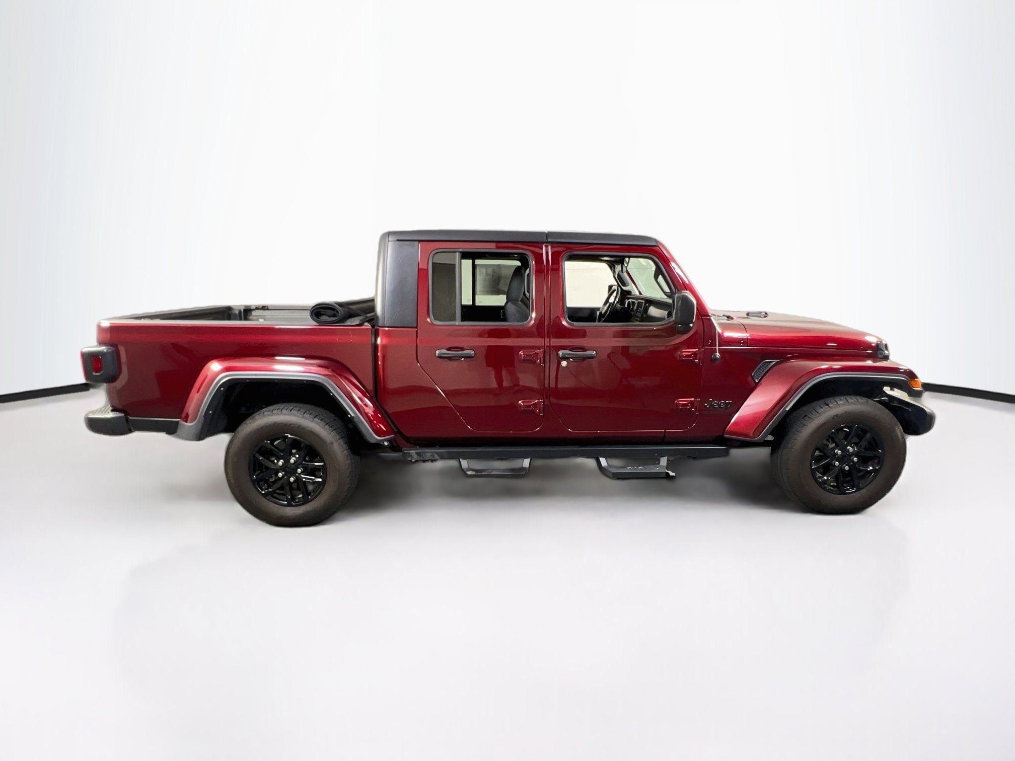 Used 2021 Jeep Gladiator Sport AWD/4WD image 4