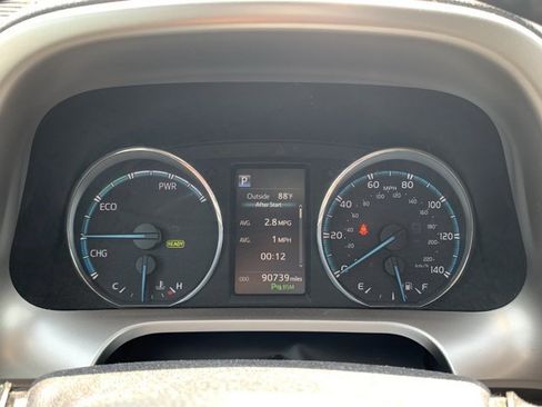 Used 2017 Toyota RAV4 Limited AWD/4WD image 21