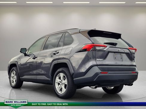 Used 2020 Toyota RAV4 XLE w/ All Weather Liner Package AWD/4WD image 6