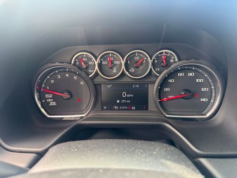 Used 2021 Chevrolet Tahoe Z71 w/ Z71 Signature Package image 12