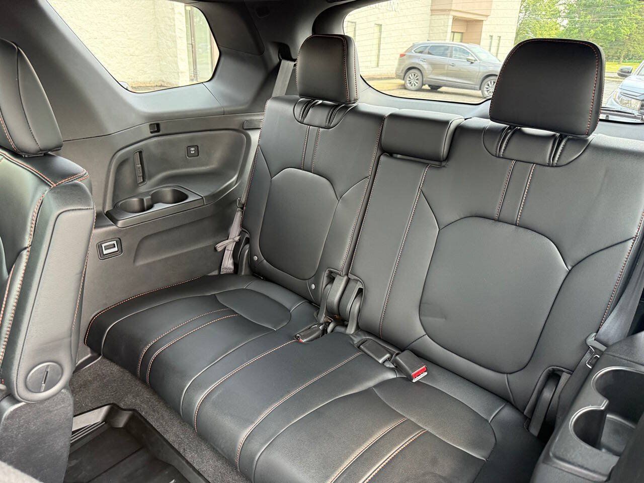 Used 2025 Honda Pilot TrailSport image 22