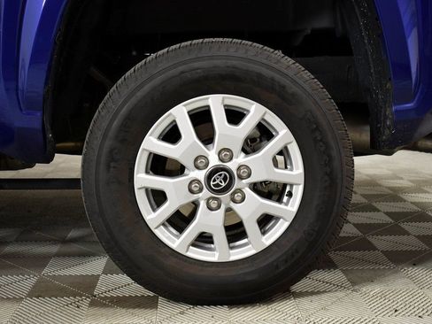 Used 2024 Toyota Tacoma SR5 w/ SR5 Upgrade Package image 22