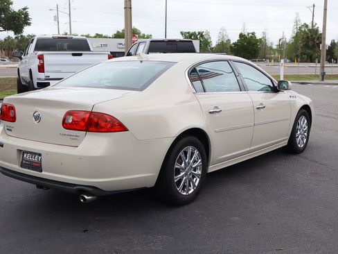 Used 2011 Buick Lucerne CXL image 8