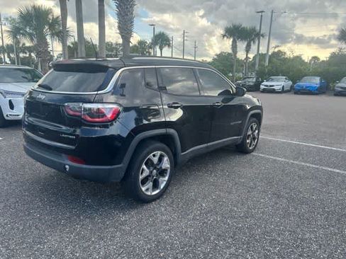 Used 2018 Jeep Compass Limited w/ Navigation Group AWD/4WD image 10