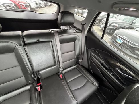 Used 2024 GMC Terrain SLT AWD/4WD image 38