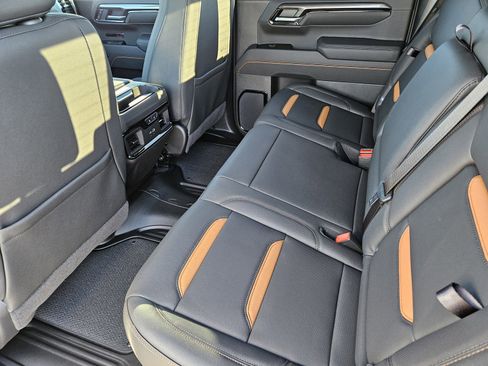 New 2026 GMC Sierra 1500 AT4 w/ AT4 Premium Package AWD/4WD image 20
