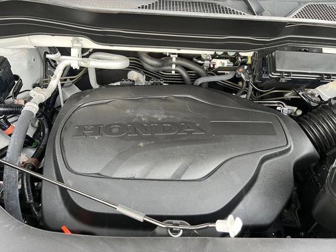 Used 2023 Honda Passport TrailSport image 17