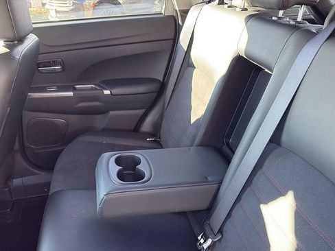 Used 2024 Mitsubishi Outlander Sport AWD image 14