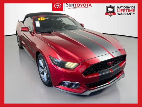 Used 2016 Ford Mustang Convertible w/ Equipment Group 051A image 1