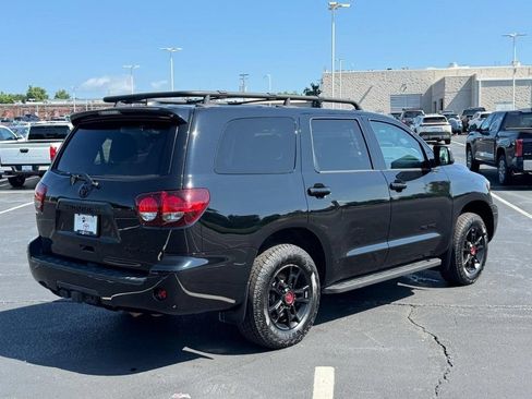 Used 2020 Toyota Sequoia TRD Pro AWD/4WD image 3