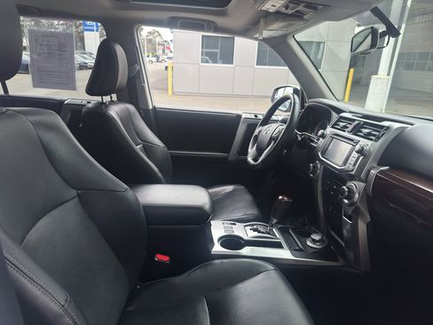 Used 2019 Toyota 4Runner Limited AWD/4WD image 18