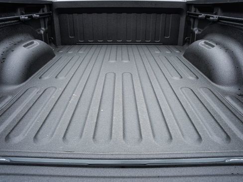 New 2026 RAM 1500 4x4 Crew Cab image 11