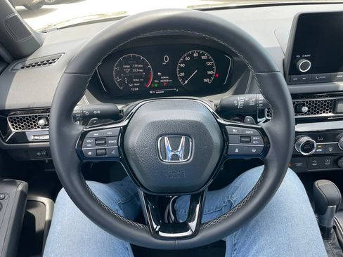 Used 2025 Honda Civic Sport image 19