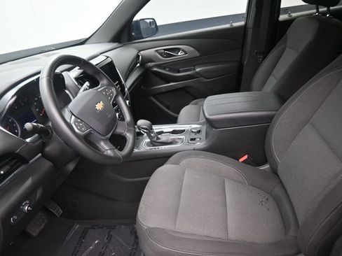 Used 2024 Chevrolet Traverse LT FWD image 12