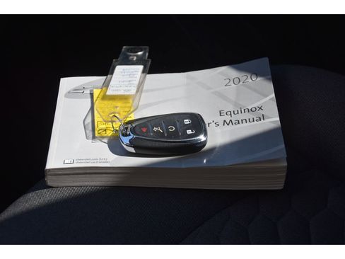 Used 2020 Chevrolet Equinox LT w/ Driver Convenience Package image 38