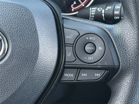 Used 2023 Toyota RAV4 XLE image 15