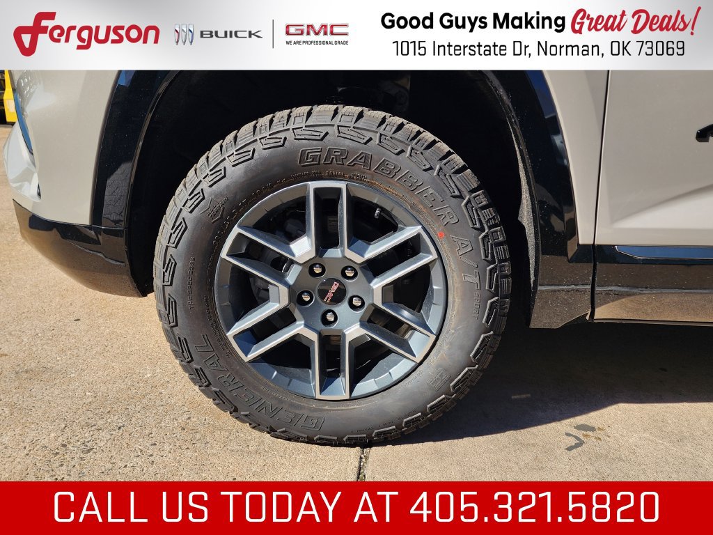 New 2027 GMC Terrain AT4 w/ Convenience Package III AWD/4WD image 57