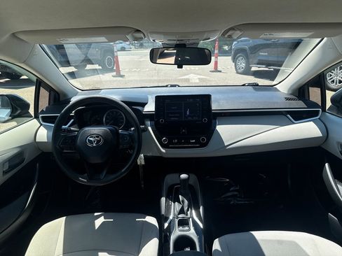 Used 2022 Toyota Corolla LE FWD image 10