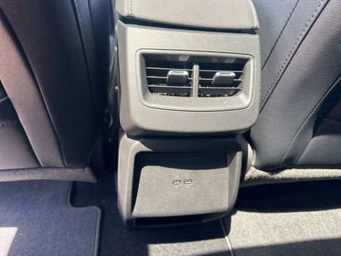 Used 2024 Chevrolet Equinox EV RS FWD image 20