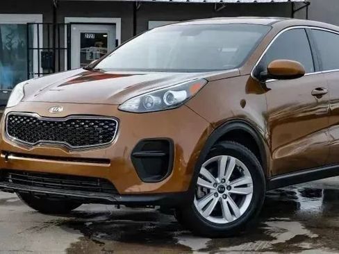 Used 2019 Kia Sportage LX FWD image 5