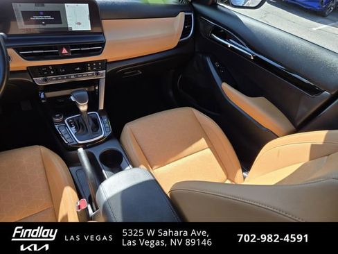 Used 2024 Kia Seltos EX FWD image 14