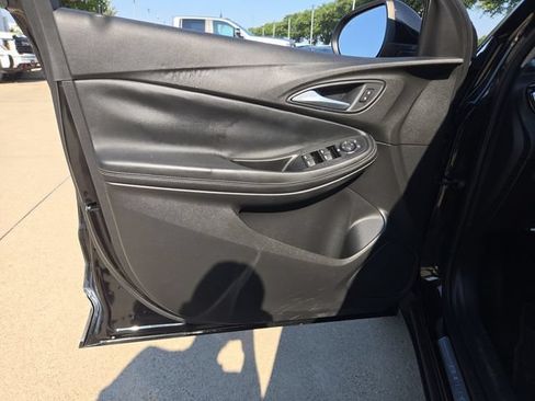 Used 2021 Buick Encore GX Select FWD image 20